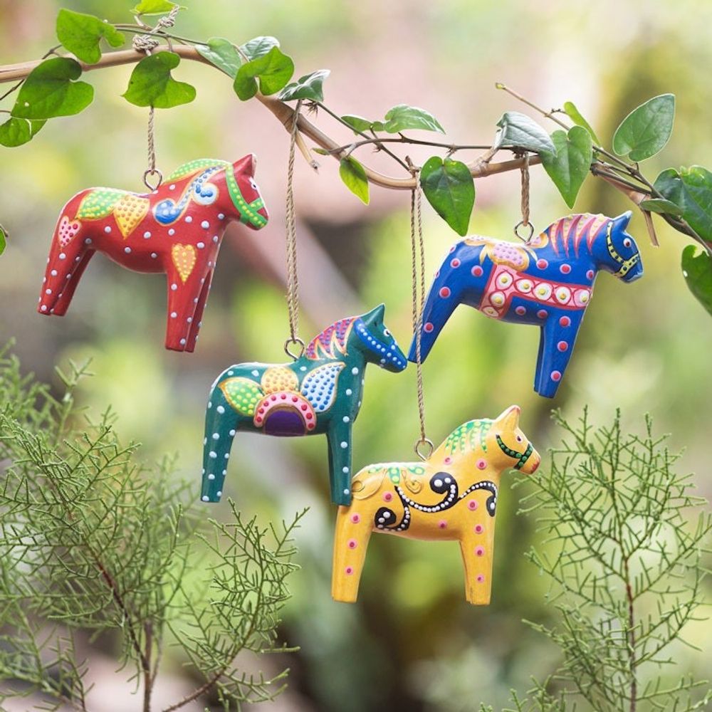 Hand-Painted Dala Horses Christmas Ornaments Set of 4 'Dala Tradition'